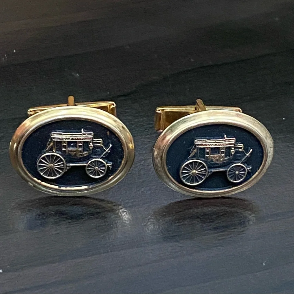 Vintage Pat. 2.974.381 WELLSFARGO Stage Coach Gold/Black Oval Cufflinks